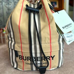 Burberry Phoebe Heritage Stripe NWT retail $510